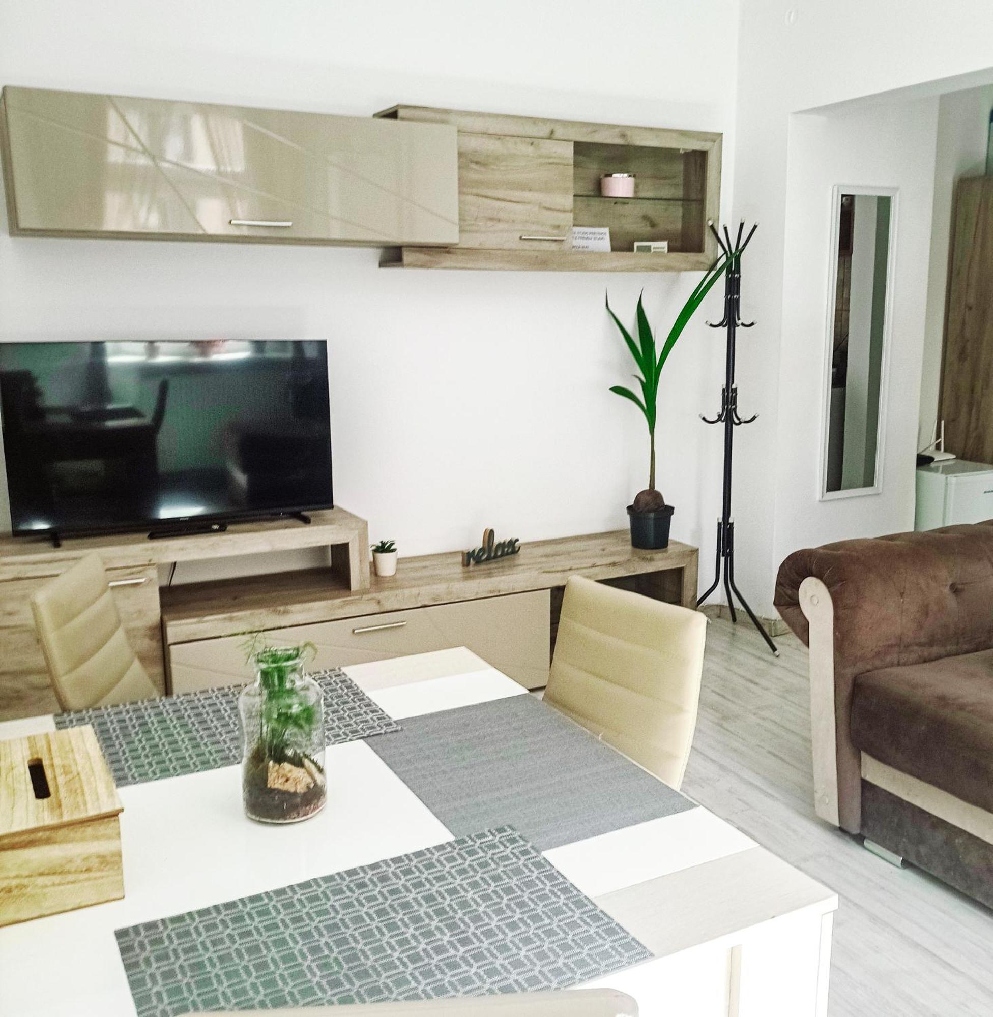 Friendly Little Studio Brasov Luaran gambar