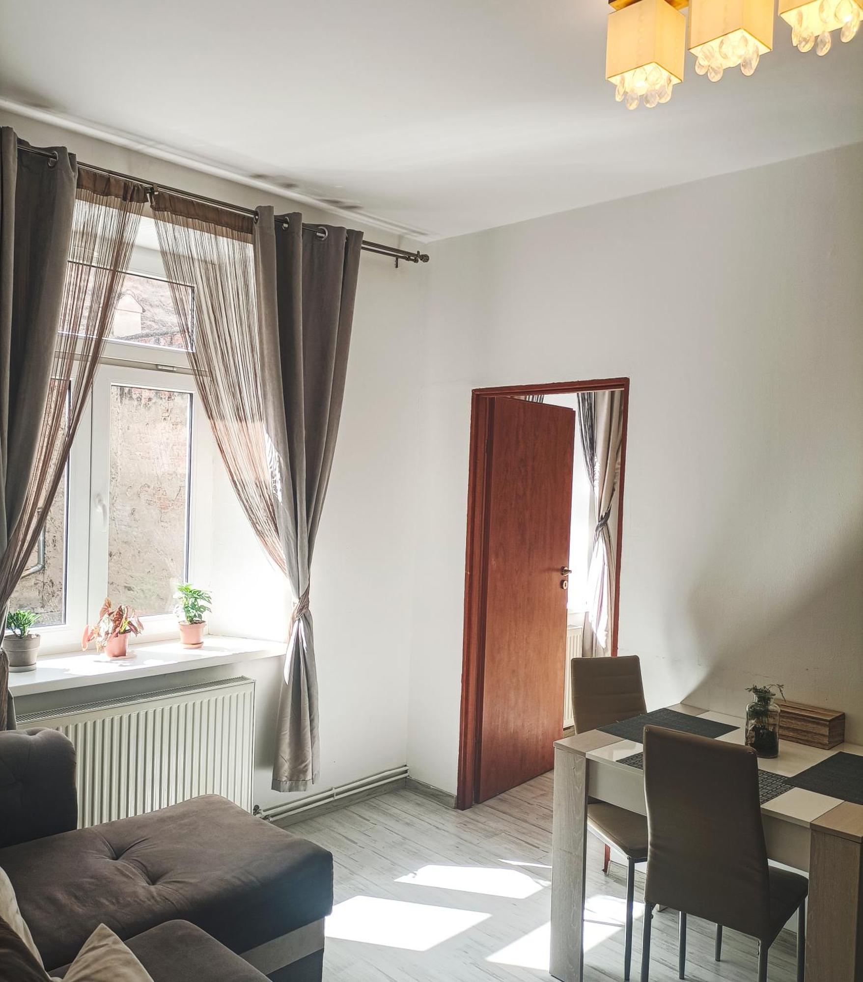 Friendly Little Studio Brasov Luaran gambar